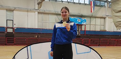 Studentica Magdalena Kovačić osvojila je zlatnu medalju u karateu na studentskom prvenstvu Sveučilišta u Zagrebu