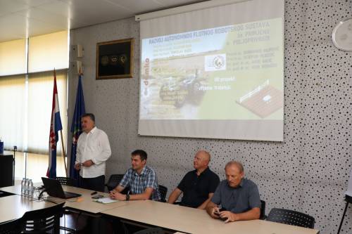Završno predstavljanje IRI projekta „Razvoj autonomnog robotskog flotnog sustava za prepoznavanje i ekološko tretiranje korova – cRobot“.