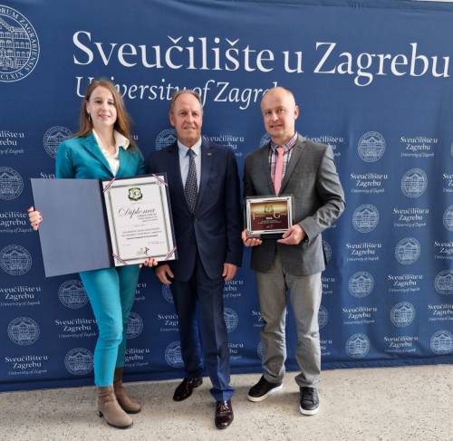 Djelatnici Zavoda za melioracije prof. dr. sc. Gabrijel Ondrašek i Jelena Horvatinec, mag. ing. agr. primili od Hrvatske zajednice inovatora nagradu „Inovacija godine 2023.“