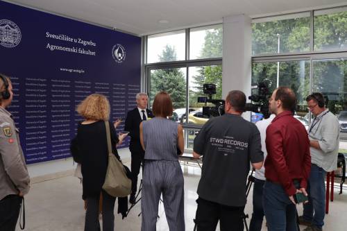 Održana Panel-rasprava: „Kako učinkovitije poticati hrvatsku poljoprivredu?”